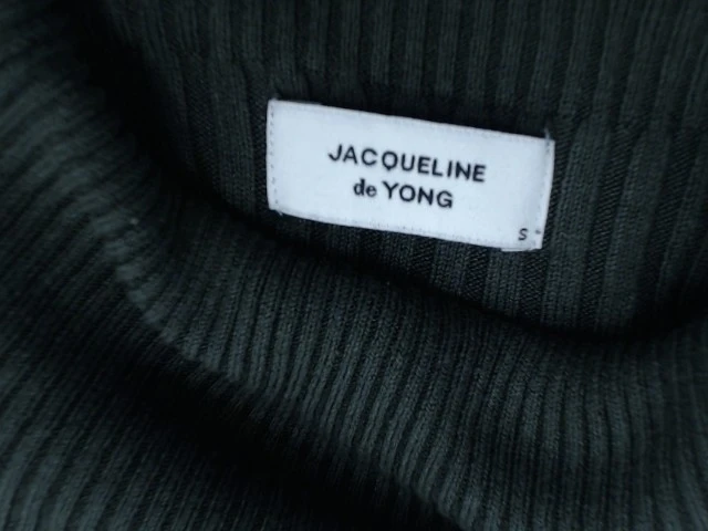 Pull jacqueline de yong – photo 3